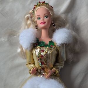 Vintage Christmas Barbie 1994 Happy Holidays Dress Gown Accessories 90s Doll
